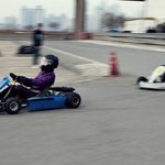 자꾸만 엑셀을 밟는 발에 힘이 들어간다면?