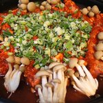 마늘이 듬뿍 들어간 매운 돼지갈비찜으로 맛있는 식사~