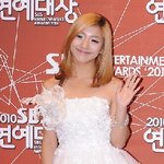 상처받은 'f(x)' <b>루나</b>