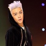 일반인이 하기엔 무리수인 <b>은발</b> 머리