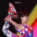 보는 나까지 아픈 아이돌의 <b>유연</b>성