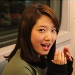 박신혜, <b>볼살</b>하나 뺐을뿐인데