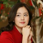 김태희, 한국 넘어 해외서도… '여신 인증'