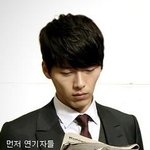 남자 연기자의 <b>수트</b> vs  남자 아이돌의 <b>수트</b>