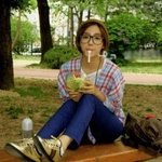 여자 연예인 <b>체크</b> 셔츠 패션 따라잡기