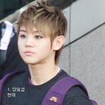 늙지않는 '뱀파이어' 돋는 남아이돌 <b>모음</b>