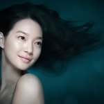 신민아, 수준급 수영 실력 선보여. 바다의 여신 답네!