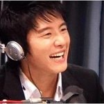 웃는 <b>모습</b>이 특히 더 예쁜 아이돌 모음