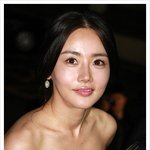 황우슬혜 <b>연두색</b> 드레스 입은 모습2