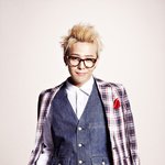 지드래곤 화보 공개! <b>레알</b> 스타일리쉬하군화