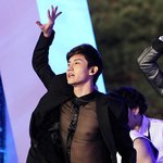 '동방신기' 최강창민, <b>민망</b>한 시스루 셔츠