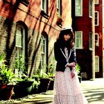 <b>런던</b> 화보 찍은 '아이유'  여인향 물씬