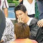 <b>훈훈</b>한 남자 연예인들의 웃긴 사진들