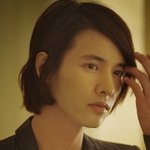 남자 연예인들의 단발머리 <b>모음</b>