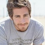 5월 섹시남 대결! 제이크 질렌할이랑 조니뎁 ㅋㄷ