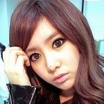 <b>써클</b>렌즈에 중독 된듯한 연예인들