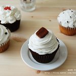 달콤하고 깔끔한 맛 <b>바닐라</b> 컵케이크 