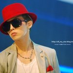 '빅뱅' 지드래곤, 노래 부르는 폼도 예술이네