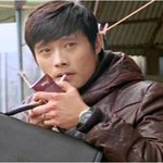 담배 피는 모습이 제일 멋있는 남자 연예인은?