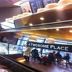 [투썸플레이스]친구와 투썸플레이스에서~ <b>케익</b> 맛있구 정말 예뻐요...