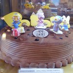 뽀통령은 지금 <b>케익</b>위에~~