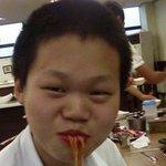 셋중 누가 가장 잘생겻을까여