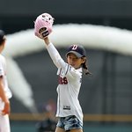 12살 김새론 <b>다리길</b>이, 볼수록 놀라워