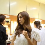 애프터스쿨 유이, <b>마론</b>인형 같은 대기실 모습 `눈길`