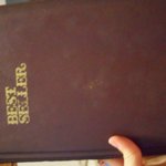 <b>이사</b>하다 발견한 아빠의 수상한 책한권..........ㅋㅋㅋㅋㅋ