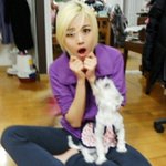 내가 요즘 얘때문에 <b>산다</b>