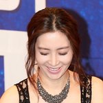 출산 후 송윤아, 왠지 <b>후덕</b>해진 느낌?