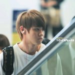 비스트 <b>일본출국</b> 직찍사진