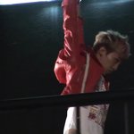 주먹으로 민두래곤에게 진 지드래곤.. <b>동글</b>맨들과..