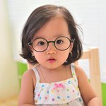 눈물로 만들어낸 저희 딸을 소개합니다.