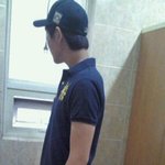 사진有사연有!!) 누가 더 옷 못입는지 봐주세요!!(남자) 욕할거면...
