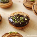 <b>초코</b>크림이 든  모카 가나슈 <b>샌드</b>쿠키