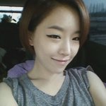 백인같이 피부가 하얀 <b>남여</b> 아이돌 멤버들