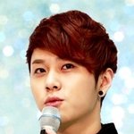 아이돌 그룹 맨<b>얼굴</b> <b>vs</b> 선글라스
