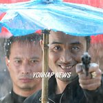 비오는 날 훈남 번호 따는법(임산부, <b>심약</b>자 주의)