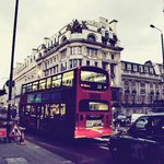 여기가 어디인고? <b>런던</b>일세! 