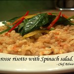 쇠고기 로제 <b>리조</b>또와 시금치샐러드