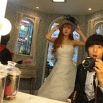 100일기념으로 웨딩드레스 <b>입어</b>봣어요 엄마 나 결혼시켜줘