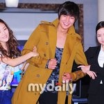 복터진 이민호 '오른쪽 구하라, <b>왼쪽</b> 박민영'