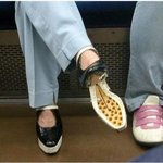 지하철 <b>쩍</b><b>벌</b>녀