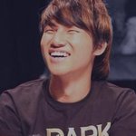 웃는게 귀여운 남자아이돌