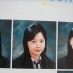 <b>졸업</b>사진 마저 완벽한 문채원, 질투나