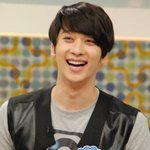 <b>듬직</b>해서 기대고싶은 남자 아이돌 어깨~