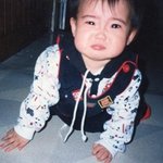 울고 있는 아이유, 많이 서글펐어?