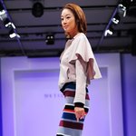 최여진, <b>뱃살</b> 걱정은 남의 일