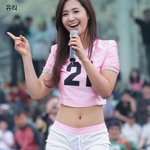몸매로 <b>주목</b>받는 여자 아이돌 멤버